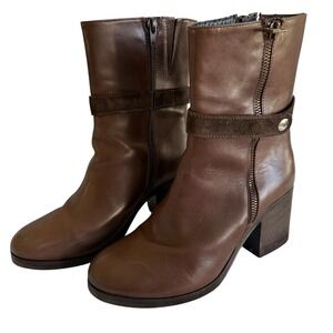 COACH AND FOUR Made in Italy Ladies Brown Ankle Booties, 7.5